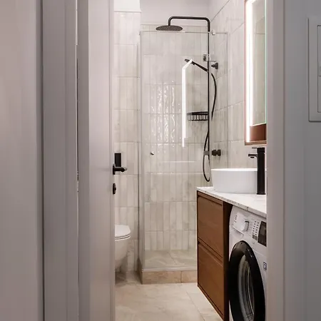 شقة Brand-new ريغا