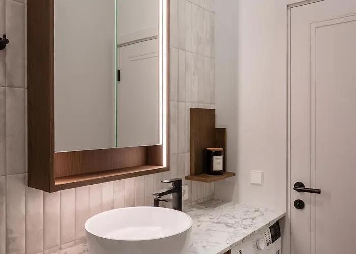 Brand-new Apartment *